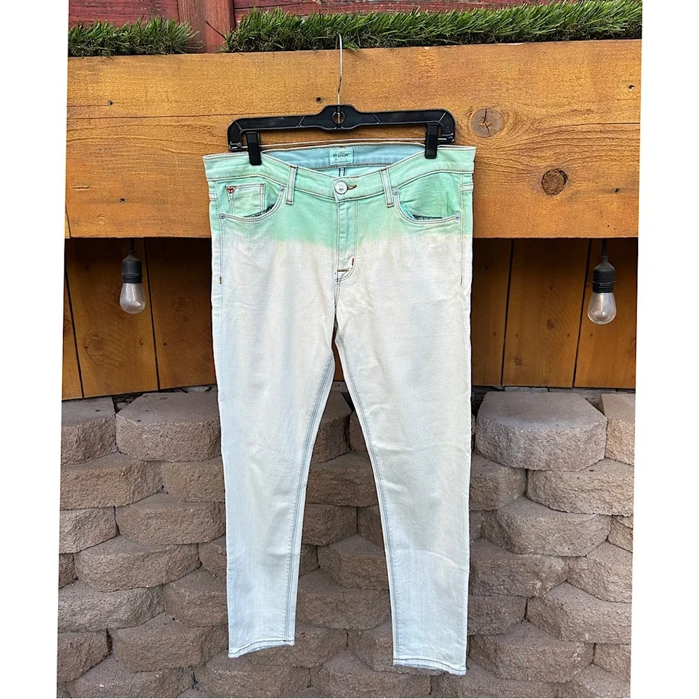 NWOT-Sz 29 Crop Krista Hudson dip dye jeans